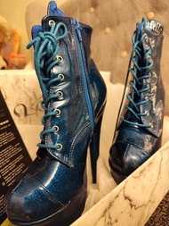 Hella Heels boots for pole size US 6, pleaser