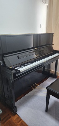 Yamaha YUS1 立式鋼琴