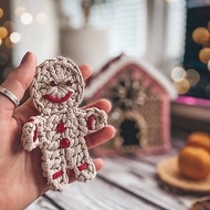 數位 Gingerbread man ornament free crochet pattern PDF and video tutorial