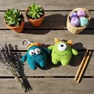 GANTUNGAN Baby Monster Keychain - Baby Monster Amigurumi Keychain - Knitted Keychain - Aesthetic Key