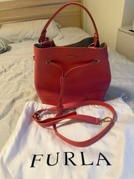 Furla 粉色水桶包