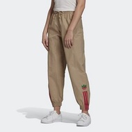 全新愛迪達 ADIDAS Original 三葉草 GE0981 女性卡其色 ADICOLOR休閒長褲 運動褲-B4