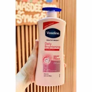 SỮA DƯỠNG THỂ Dưỡng ẩm da Vaseline Lotion 725ml