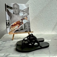 ❤️超級新 Hermes 黑色豬鼻子涼鞋38