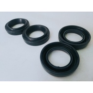 CLEAR STOCK NISSAN SERENA C23 C24 2.0 ENGINE PLUG SEAL