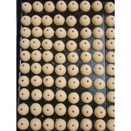biskut suji traditional