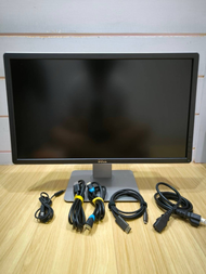 DELL戴爾24吋2k修圖螢幕/型號P2416D 無盒裝/過保/外觀8.9成新，功能正常  贈三種接口線 DP轉DP DP轉TC HDMI轉HDMI