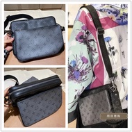 Louis Vuitton sling bag⊙◈LV/Louis Vuitton men s bag MESSENGER three-in-one presbyopic messenger bag