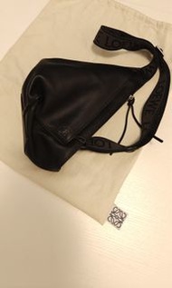 Loewe Black Leather Shoulder Bag - Anton Sling bag 