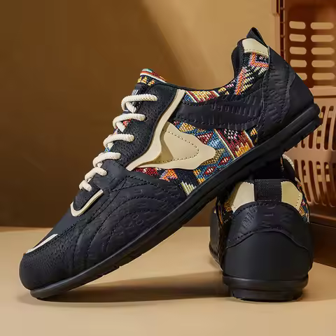 Men's Retro German Trainer Sneakers - Ethnic Tribal Print Low-Top Casual Shoes, Vintage Fashion Walk