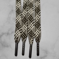 Black nickel aglet flat shoes 100cm