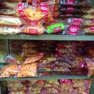 cemilan kue snack kriuk kreizz kiloan grosir makaroni dll