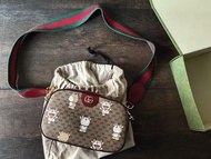 Gucci Doraemon 聯名款斜挎包