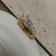 神秘之眼 藍光珍珠戒指 灰月光拉長石 14k包金 復古法式小眾