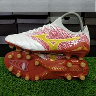 Child and Adult Men & Women Spike Football Boots Soccer Shoes Sports Shoes Sneakers Boots
