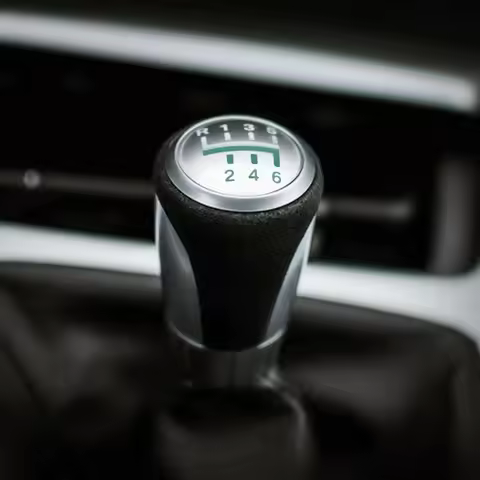 5 6 Speed Car Gear Shifter Shift Knob for BMW E46 E39 E60 E90 E91 E92 E93 E30 E36 E53 E32 F46 M3 Z3 
