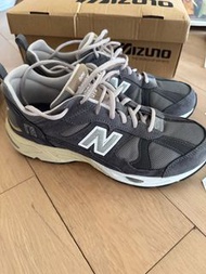 New Balance 878