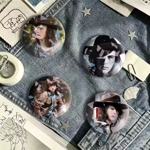 Carl Grimes The Walking Deadpng Brooch Metal Decorative Brooch Pins for Backpack Clothes Jacket Acce