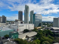 Pangsapuri 33 m² dengan 1 bilik tidur dan 1 bilik mandi peribadi di Makati (Romantic Getaway Across 