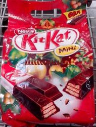 COSTCO好市多代購(雀巢 KITKAT 奇巧迷你巧克力家庭號 ,60入裝共1002公克,售價為439元)