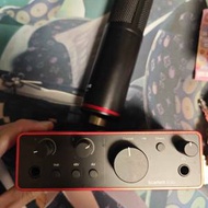 Focusrite Scarlett 2i2 Studio 3rd Gen 錄音介面 + 麥克風