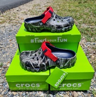 New Arrival Colours รองเท้าหัวโต Crocs ลายพราง รองเท้าแตะผู้ชาย Size M7----M11 crocs ผู้ชาย รองเท้าเบา นิ่มใส่สบาย สายรัดส้นถอดออกได้ สวยมากๆ