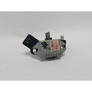 23133-D0200 NISAAN BLUEBIRD 910 LAUREL C31 ALTERNATOR VOLTAGE REGULATOR