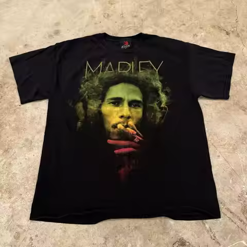 Vintage ZION Bob Marley Smoking A Spliff Smoke T-Shirt Black L Red Gold & Green