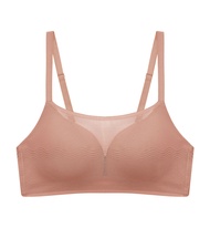 Triumph เสื้อชั้นในแบบมีโครง รุ่น Smooth Sensation MHP 01-R รหัส 10225958 สี 6901 น้ำตาล