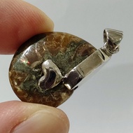 Ammonium pendant Full-Body Ammonite Shell Million-Year-Old Clam Can Be Carried With You. Increase Po