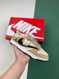 Nike SB Dunk Low Pro