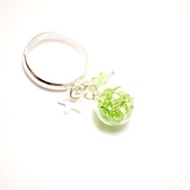 A Handmade 翠綠色水晶吊飾玻璃球指環