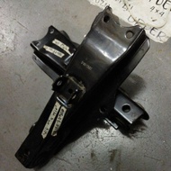 Suspension Arm Assembly Lower Isuzu TFR Pickup (1989-2002)