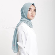 Preloved Fristy Shawl by Femme Outfit