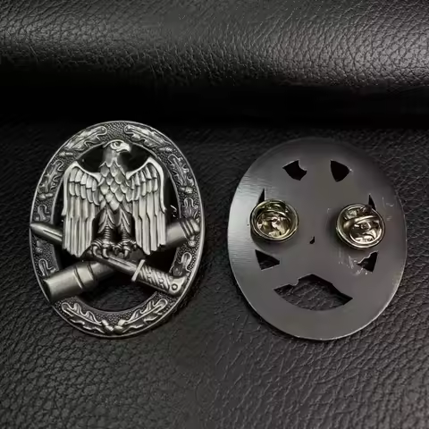 German 57th Edition Ordinary Assault Operations Medal and Badge Clothing brooch pins Accessories