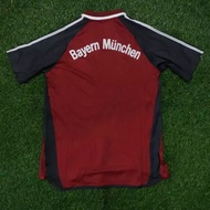 MUNCH3N HOME RETRO VINTAGE FOOTBALL JERSEY 2001/2002