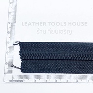 5-Tooth Nylon Zipper Black 5 Yards
