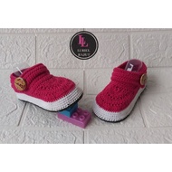 Baby knitted shoes with rubber soles no. 13 cm