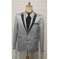 Groom's suit