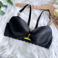 Women's Bra Label size: E70/32