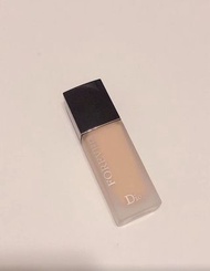 dior 恆久貼肌柔霧粉底液 $300 #2N色