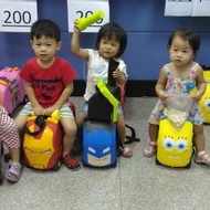 行李箱 小孩 推車 玩具 蝙蝠俠 藍色 吸睛 Batman 福利品 出國 旅遊 哄小孩 收納箱 拖車 玩具車
