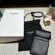 Celine Triomphe帆布及羊皮翻蓋電話收納袋 黑色