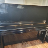 piano Yamaha  U1G. Piano Yamaha bekas