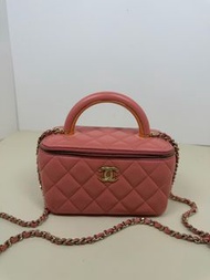 Chanel 香奈兒 芯片款 22A粉色金扣羊皮鏡子款盒子包16cm
