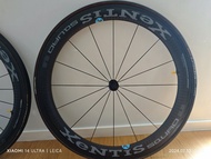 Xentis Squad 5.8 碳纖維輪組 700c Campy (Campagnolo) hub