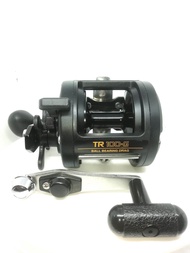 รอกเบส  SHIMANO  TR 100 G  /  TR  200 G ขาสปอร์ตหมุนขวา SHIMANO TR 200 G One