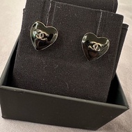 Chanel 25B 愛心耳環