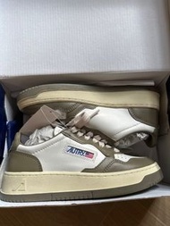 Autry medalist low top(size:36)