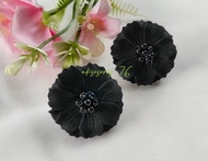 Aksesoris 76 -Sepasang  Anting Klip HIjab/Anting Jepit Bunga Besar Handmade